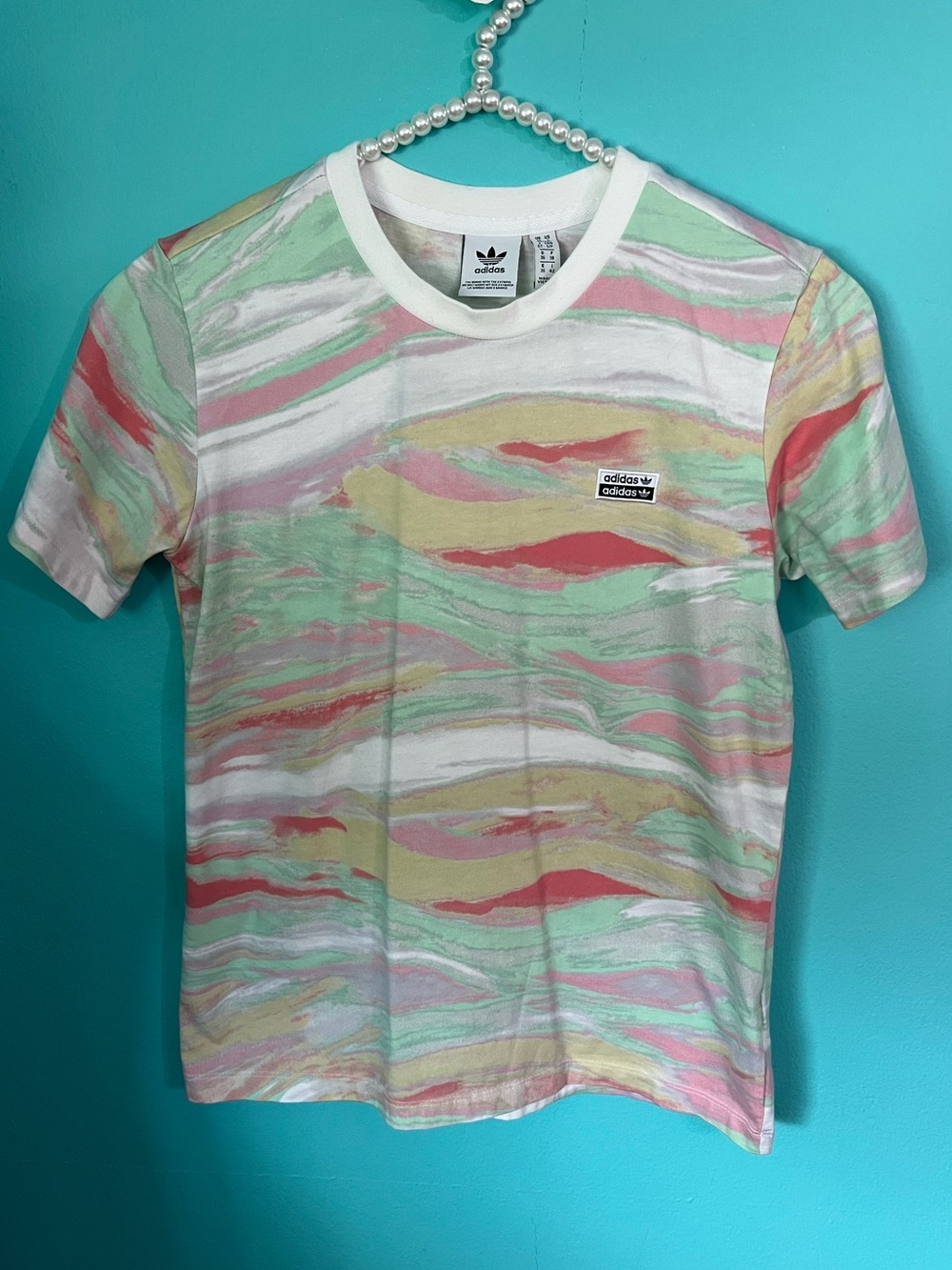 Women’s adidas R.Y.V. pastel Multi-colored Marble Short Sleeve T-shirt Size S